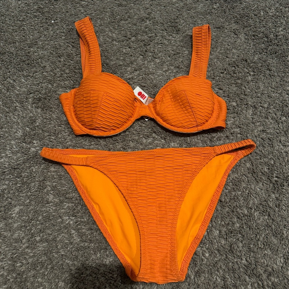 SOLID & STRIPED SET Vibrant Orange Bikini Top(size small) & Bottom (size medium)